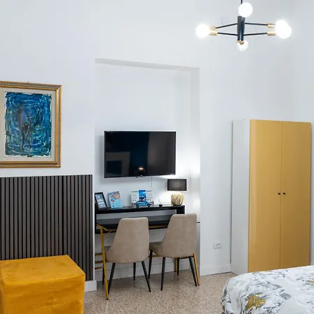 לינה וארוחת בוקר 1811 Residenza Storica נאפולי